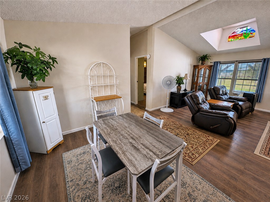 Photo 21 of 66, 3221 W Susan Avenue #4