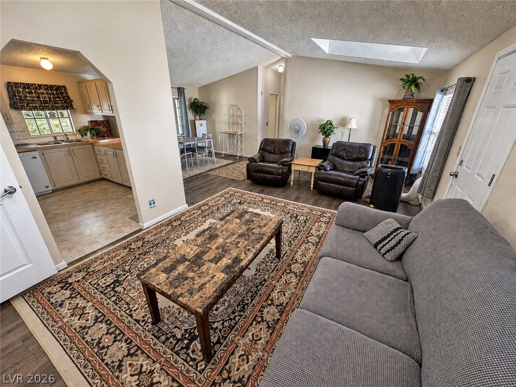Photo 22 of 66, 3221 W Susan Avenue #4