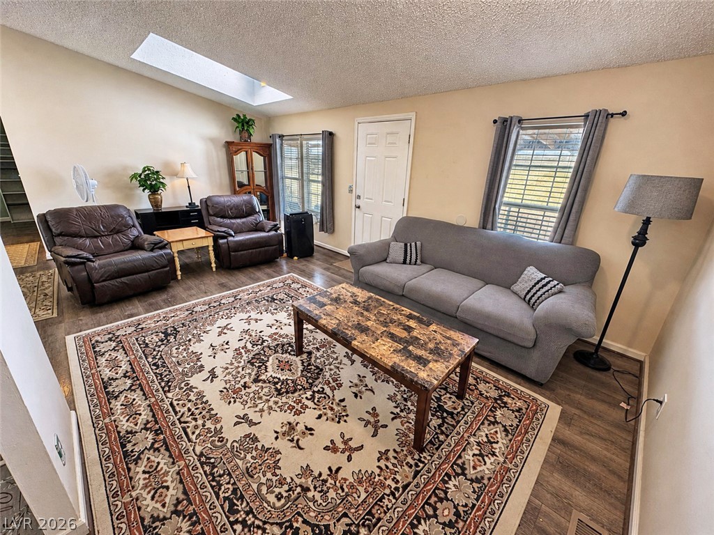 Photo 23 of 66, 3221 W Susan Avenue #4