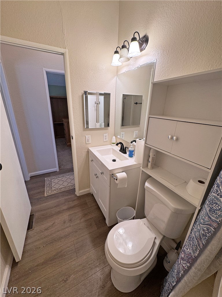 Photo 37 of 66, 3221 W Susan Avenue #4