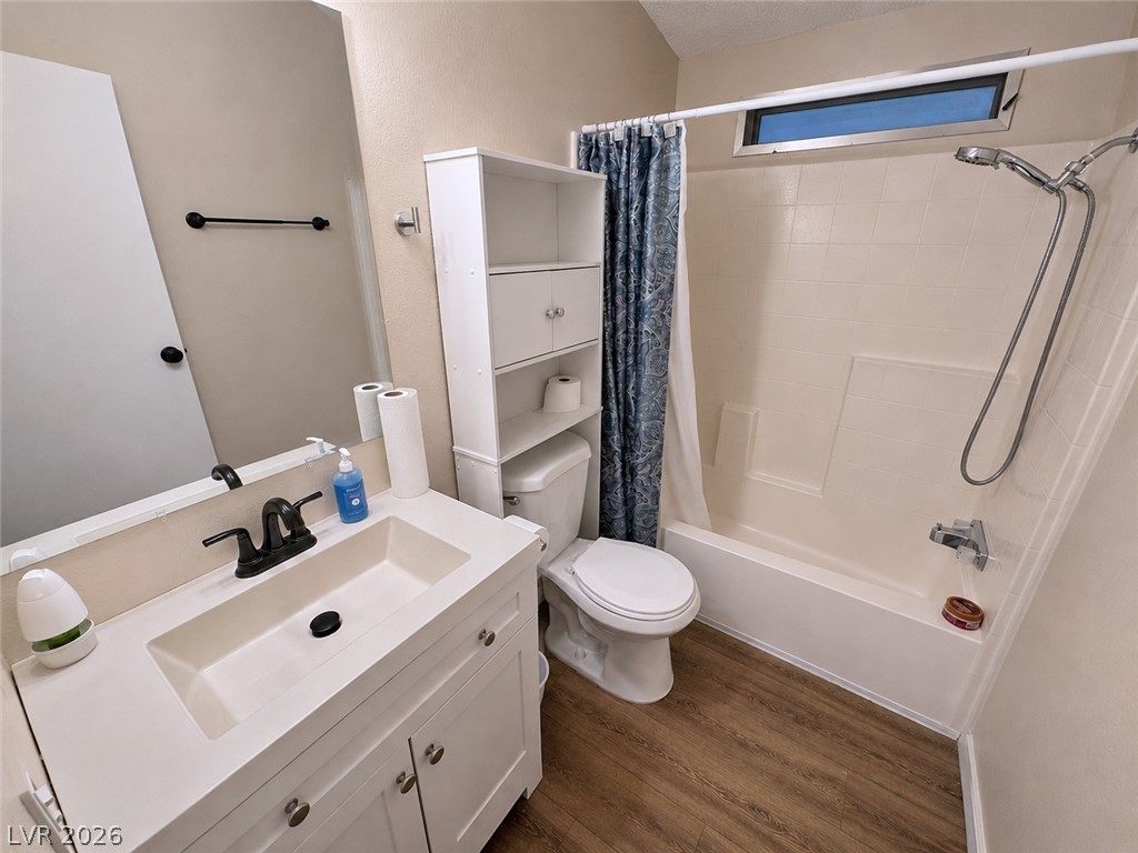 Photo 38 of 66, 3221 W Susan Avenue #4