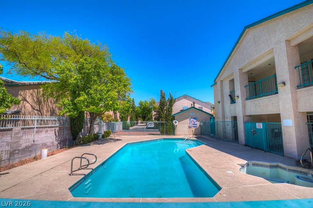 Photo 3 of 5121 Lindell Road #206