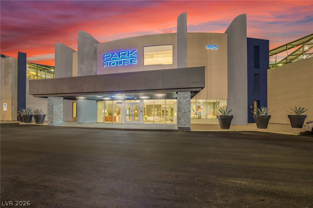 8925 W Flamingo Road #201, Las Vegas