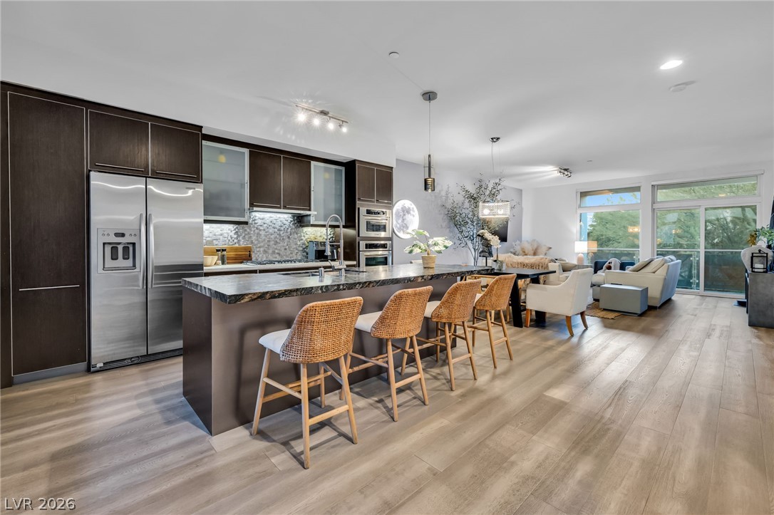 Photo 9 of 51, 8925 W Flamingo Road #201