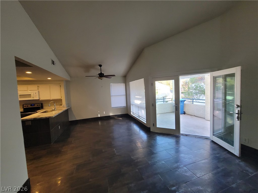 Photo 48 of 70, 2761 Lodestone Drive #63