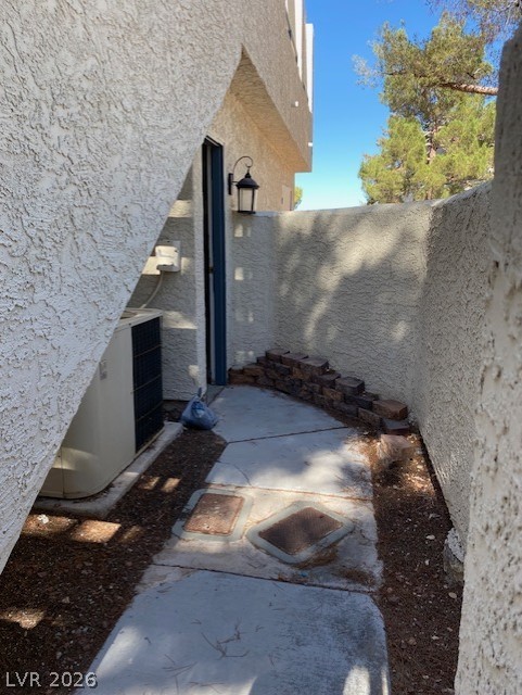 Photo 9 of 70, 2761 Lodestone Drive #63