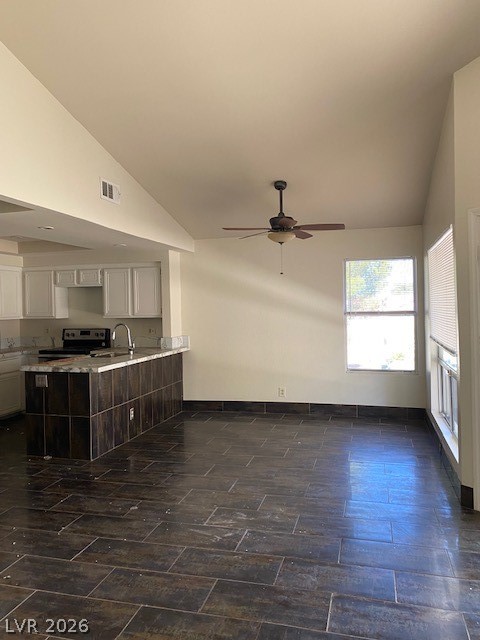 Photo 19 of 70, 2761 Lodestone Drive #63