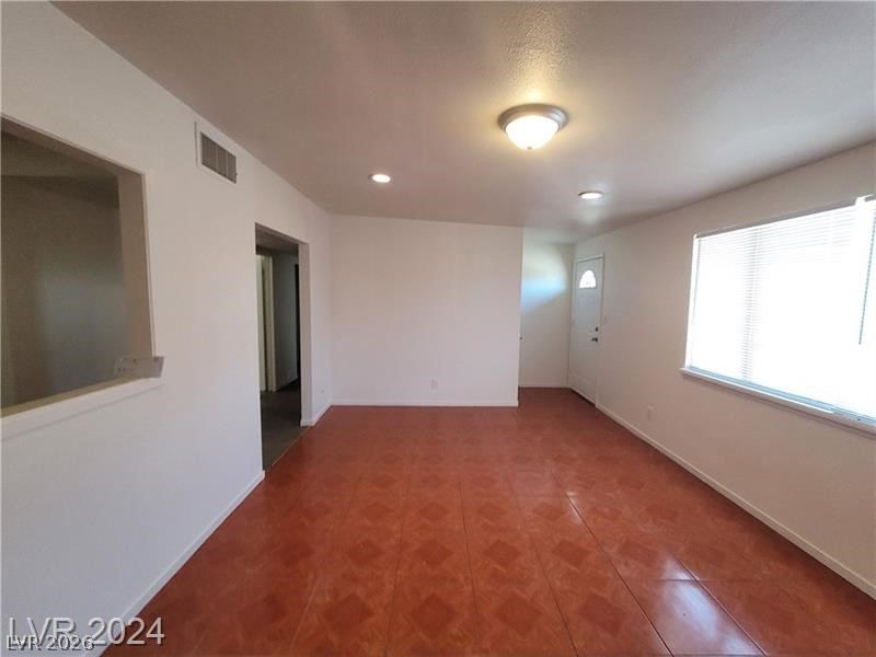Photo 10 of 67, 2564 San Marcos Street