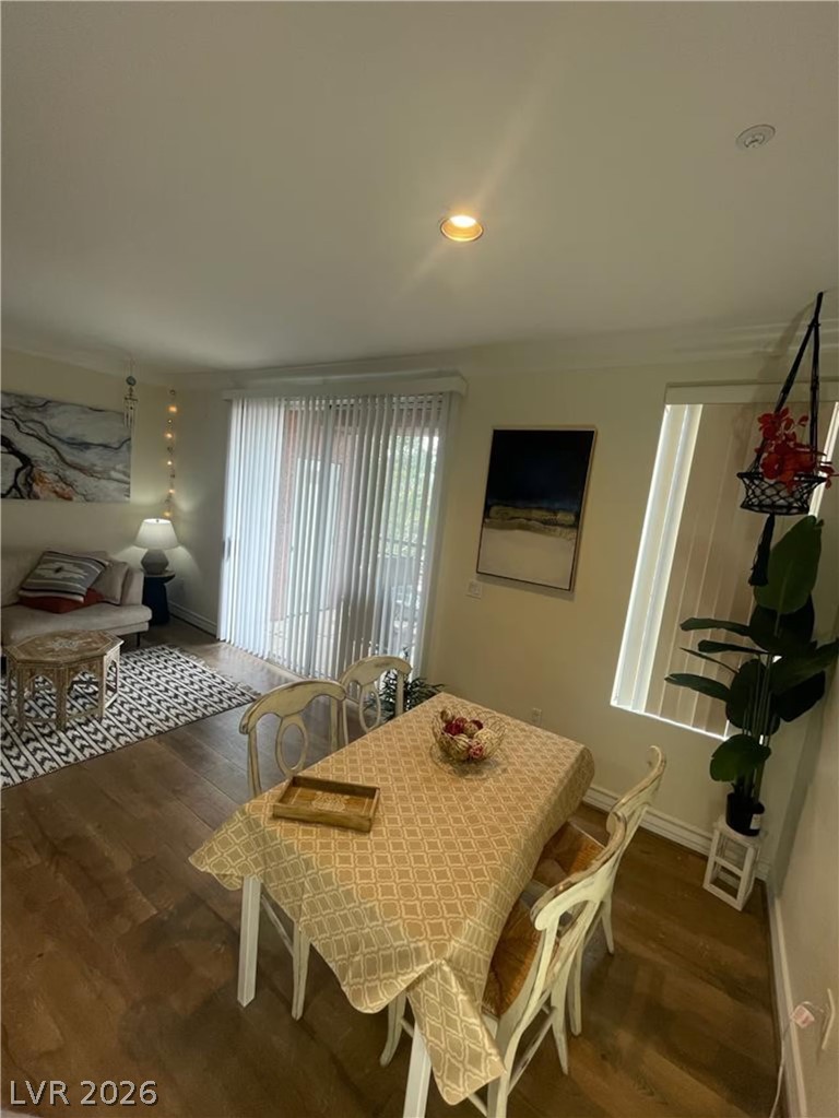 Photo 6 of 18, 220 E Flamingo Road #320