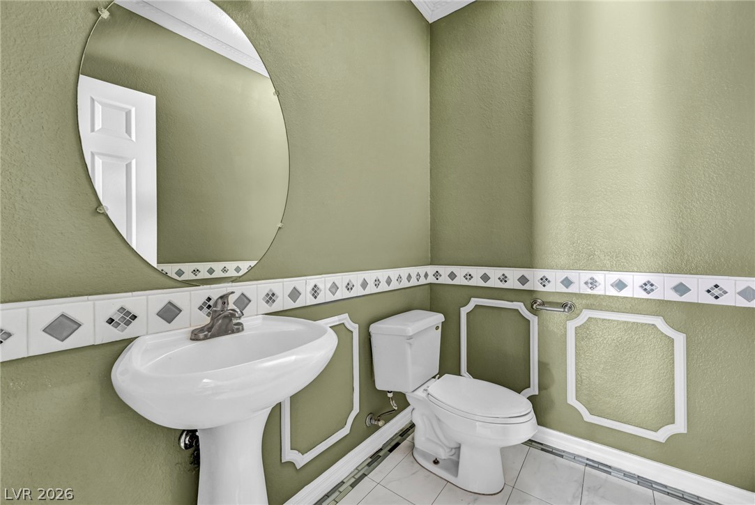 Photo 11 of 16, 6250 W Arby Avenue #225