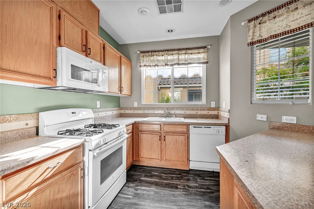 Photo 5 of 6250 W Arby Avenue #225