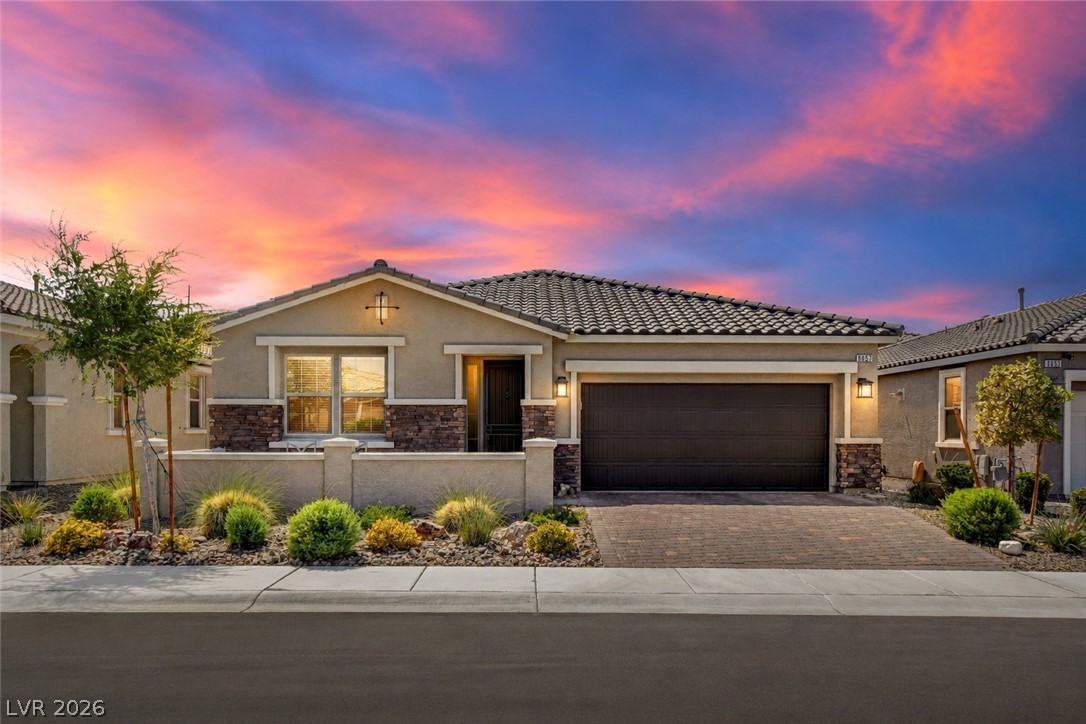 8057 Eve Rock Street, Las Vegas 89166