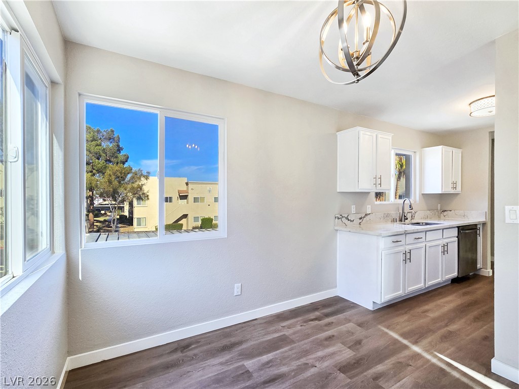 Photo 7 of 22, 1812 N Decatur Boulevard #202