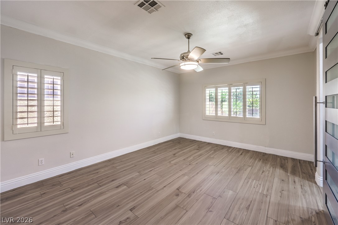 Photo 14 of 25, 800 Royal Elm Lane