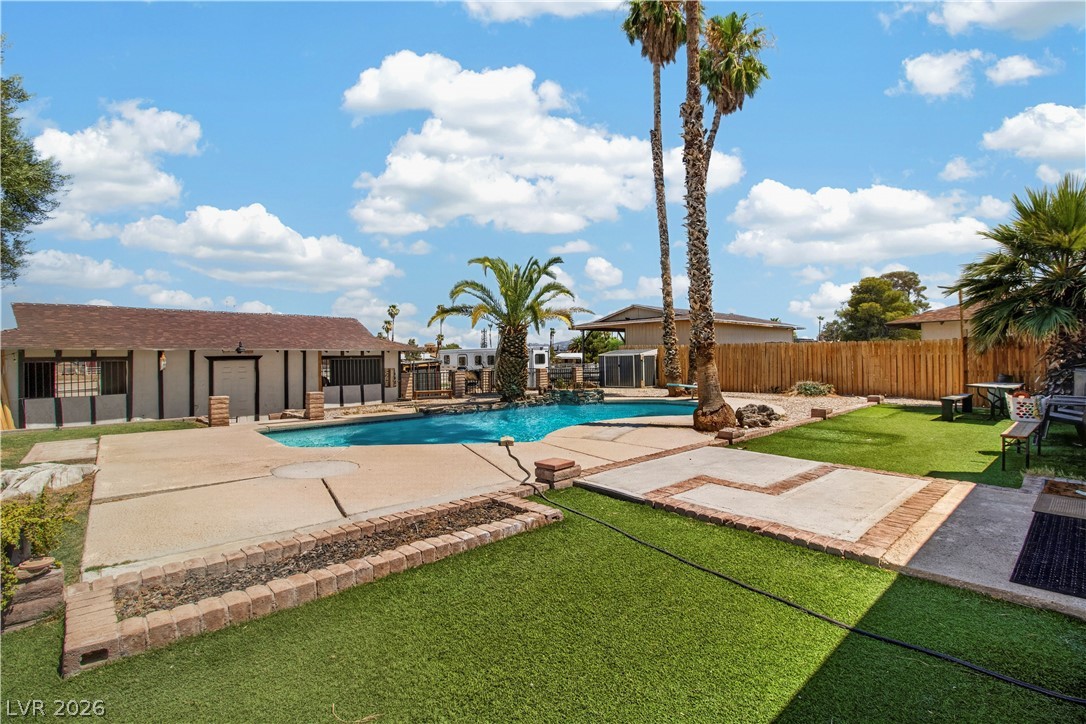 Photo 22 of 41, 5452 Escondido Street
