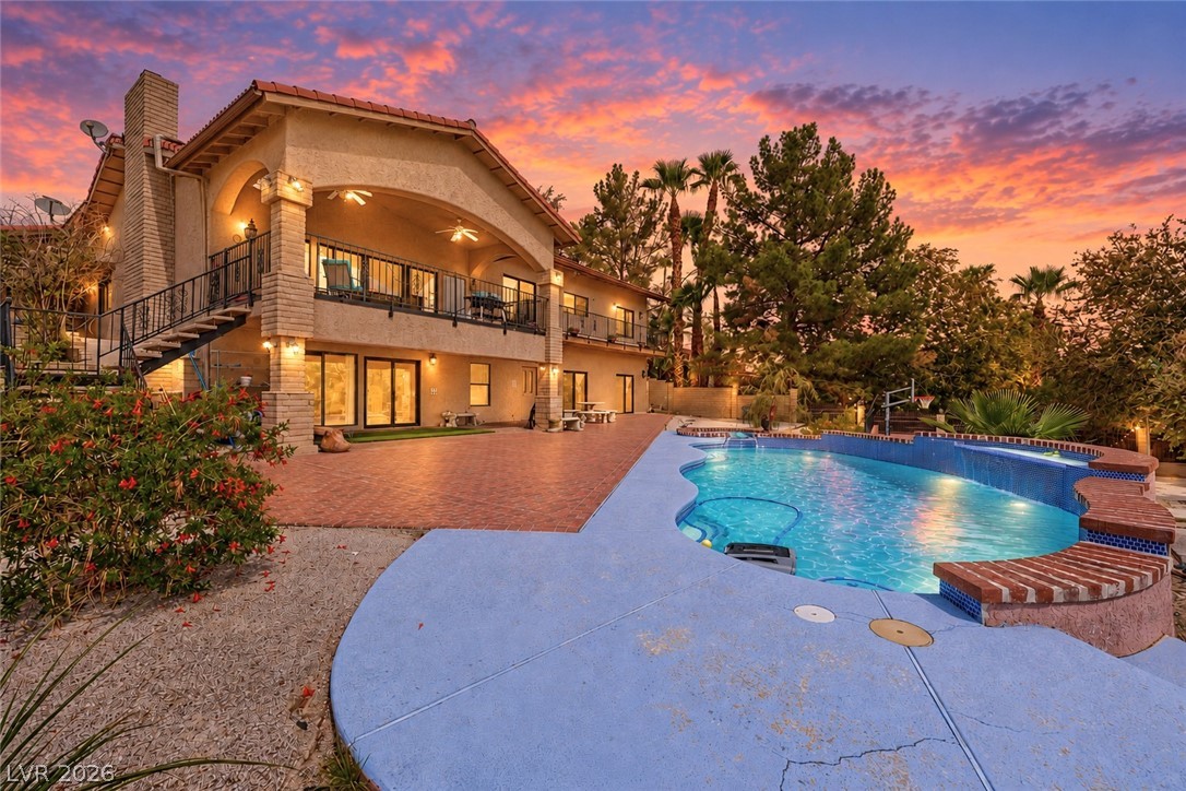 Photo 46 of 59, 2817 La Mesa Drive