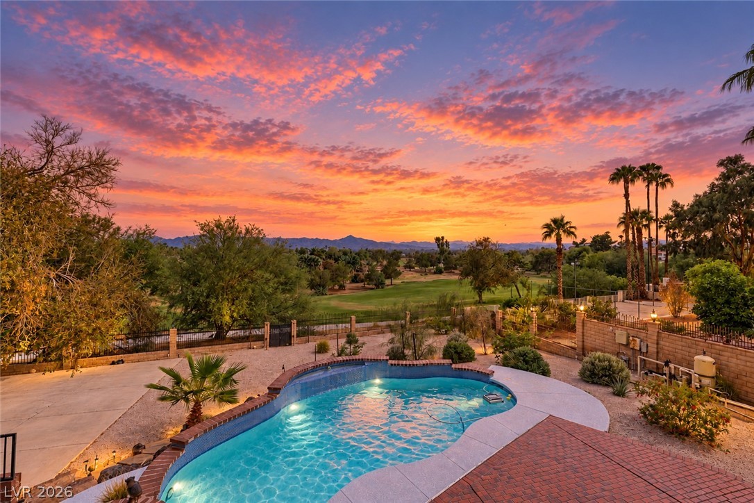 Photo 50 of 59, 2817 La Mesa Drive