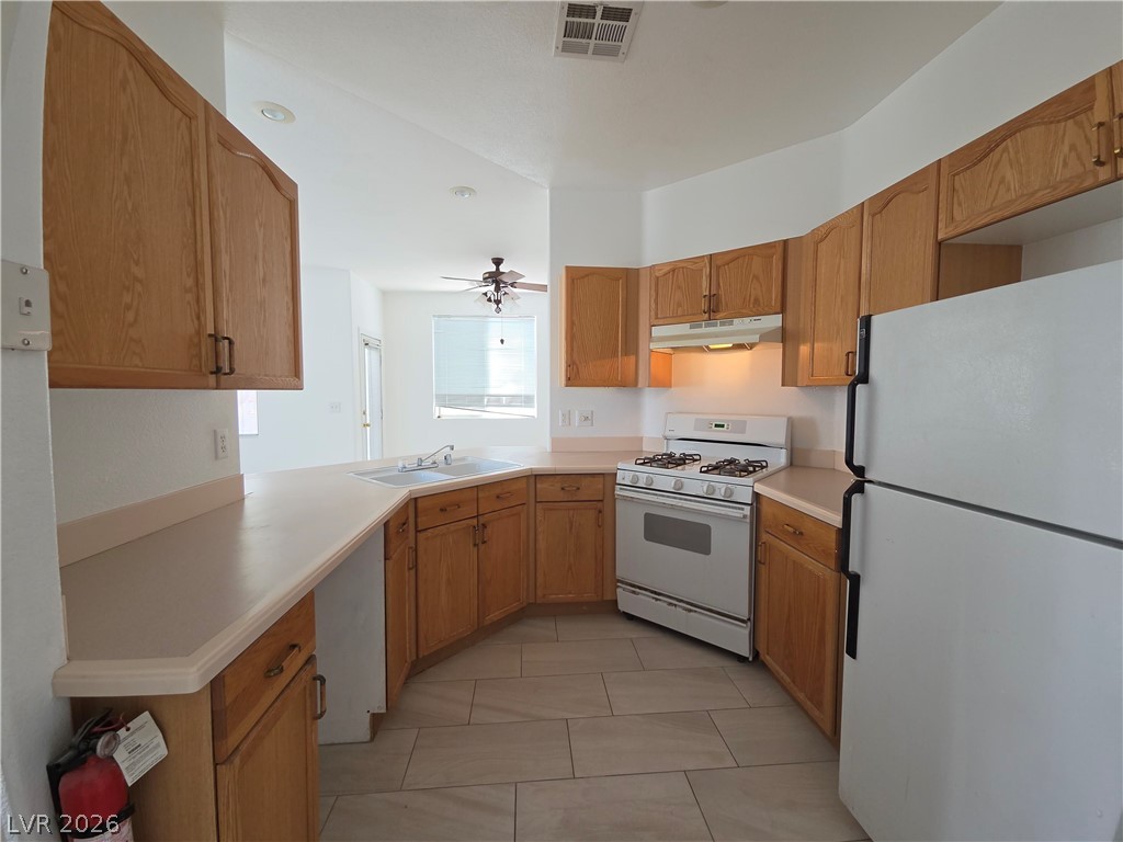 Photo 7 of 21, 1171 Antoinette Street