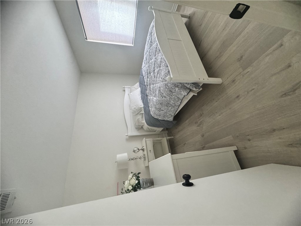 Photo 14 of 28, 338 Abbington Street