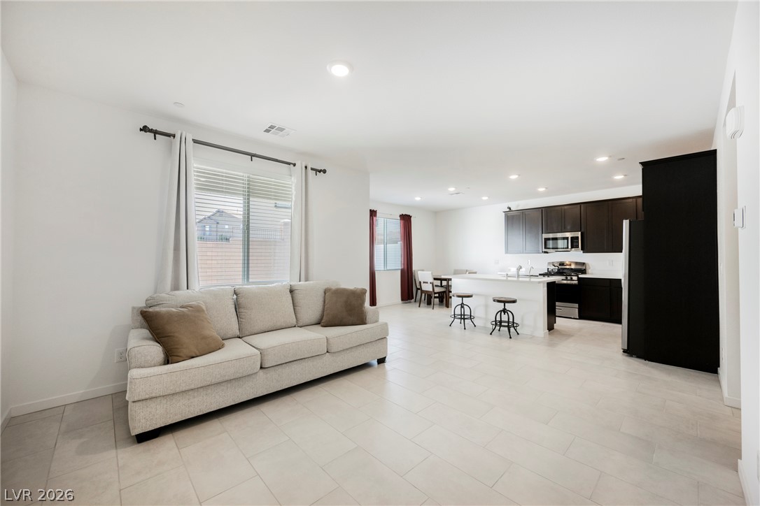 Photo 4 of 1048 Gabriela Ridge Lane