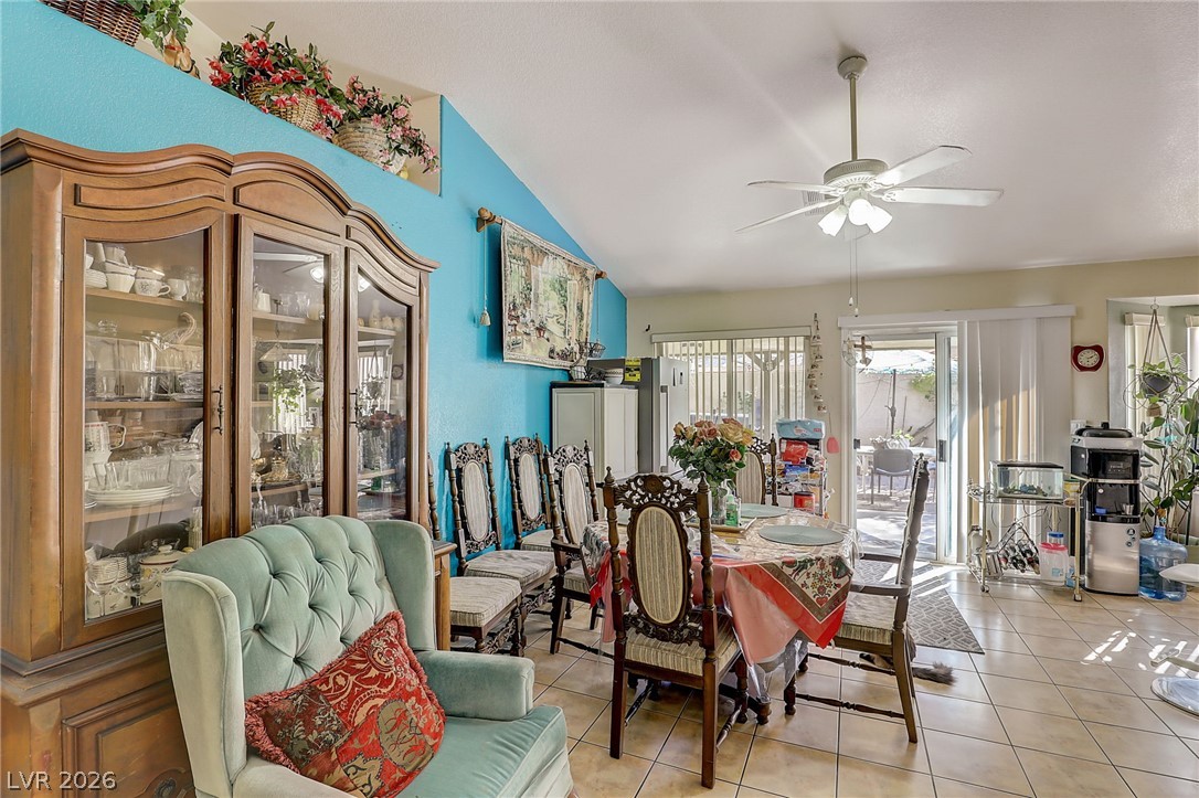 Photo 9 of 37, 3207 Atwater Drive