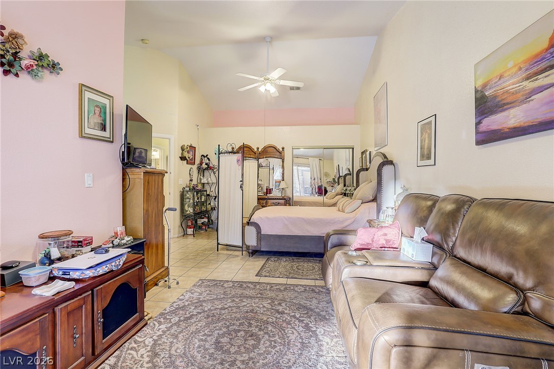 Photo 18 of 37, 3207 Atwater Drive