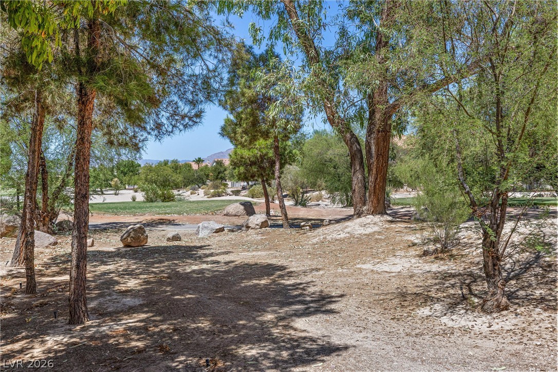 Photo 6 of 36, 4910 Black Bear Road #101