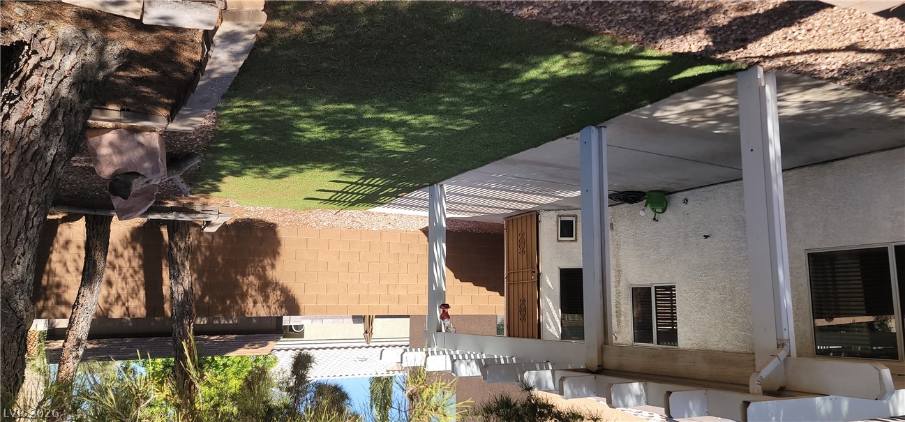 Photo 2 of 8116 Cimarron Ridge Drive