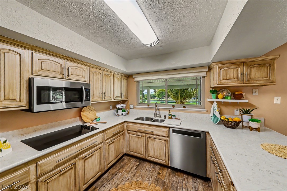 Photo 8 of 57, 893 Fairway Drive