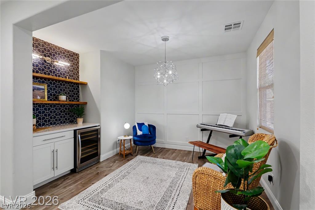 Photo 6 of 53, 10432 Doman Avenue