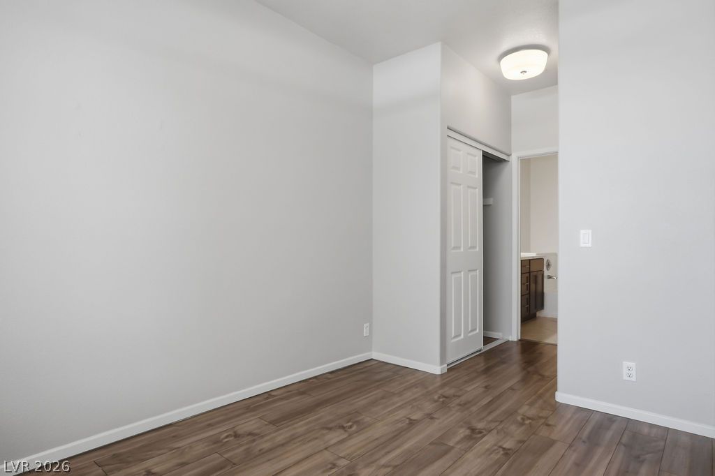 Photo 16 of 28, 2201 Ramsgate Drive #514