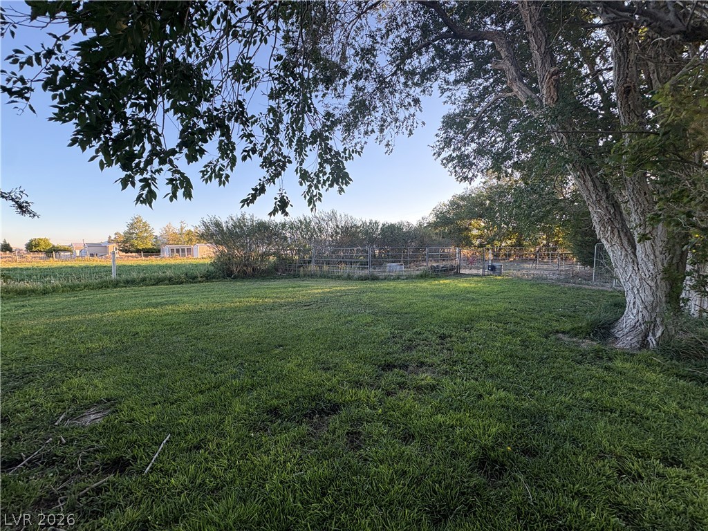 Photo 8 of 46, 880 N 59th Street