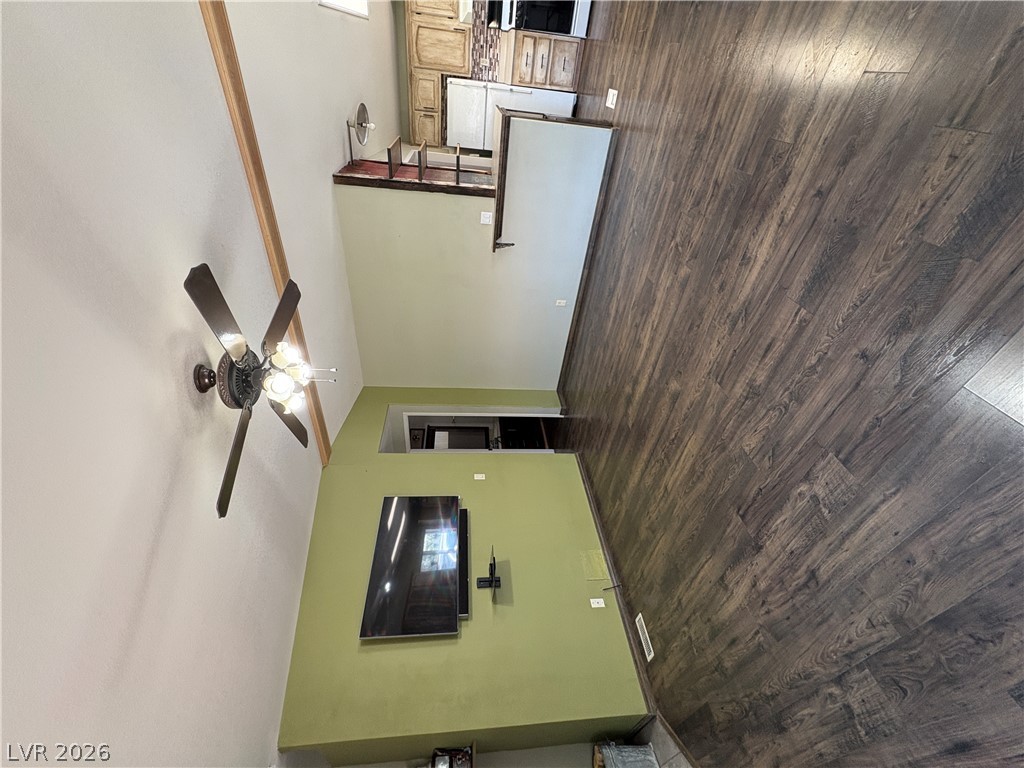 Photo 14 of 46, 880 N 59th Street