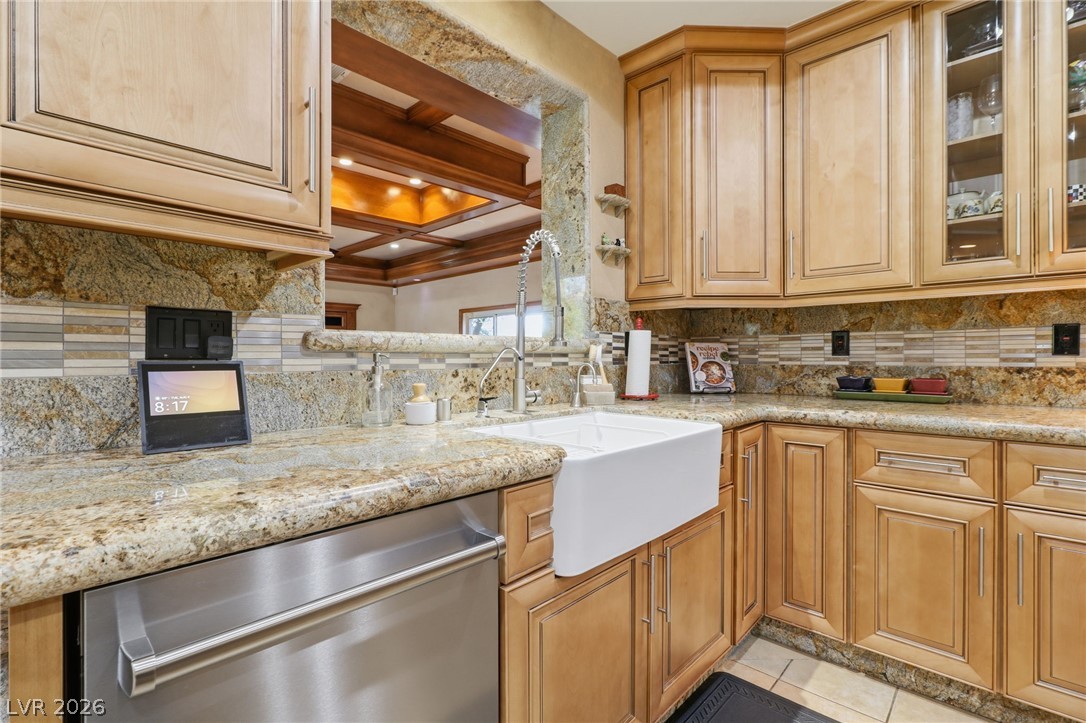 Photo 5 of 425 Talisman Court