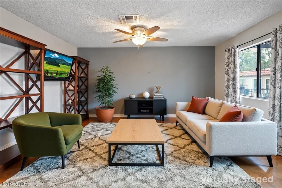 Photo 3 of 1853 Mimosa Court