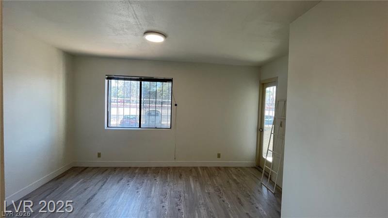 Photo 13 of 21, 1701 E Katie Avenue #91