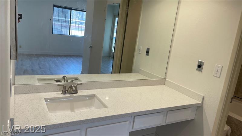 Photo 17 of 21, 1701 E Katie Avenue #91