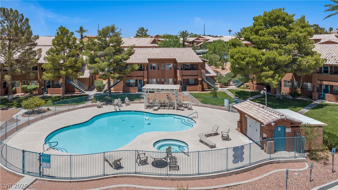 Photo 4 of 930 Mesquite Springs Drive #101