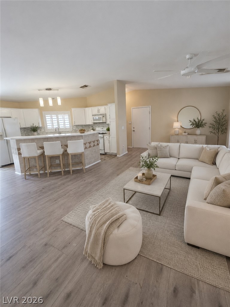 Photo 3 of 4952 Mascaro Drive