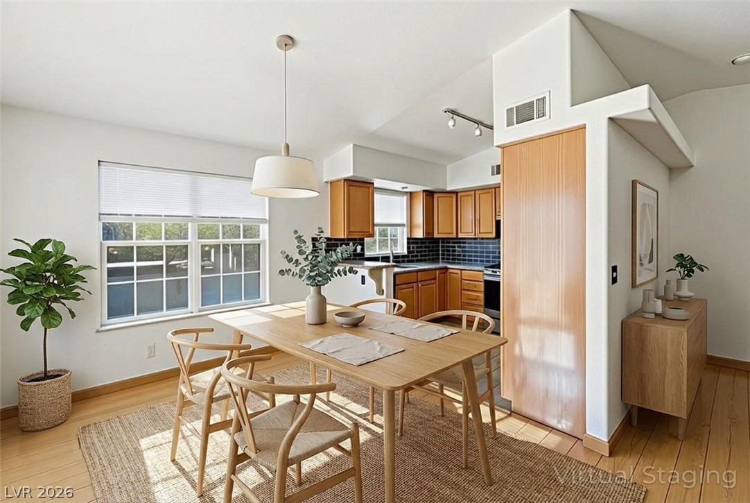 520 Arrowhead Trail #522, Henderson 89015