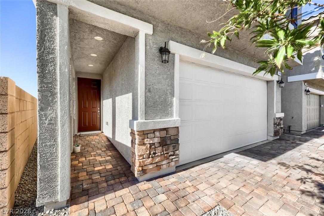 Photo 3 of 4748 Illustria Avenue