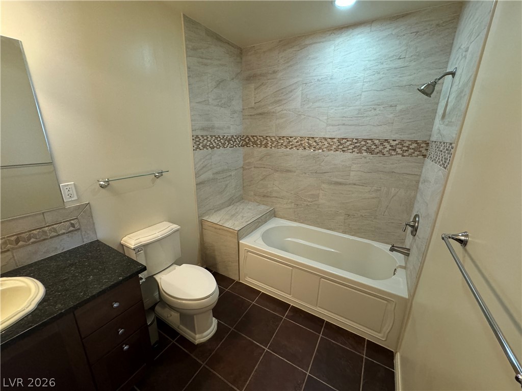 Photo 12 of 28, 2455 W Serene Avenue #609
