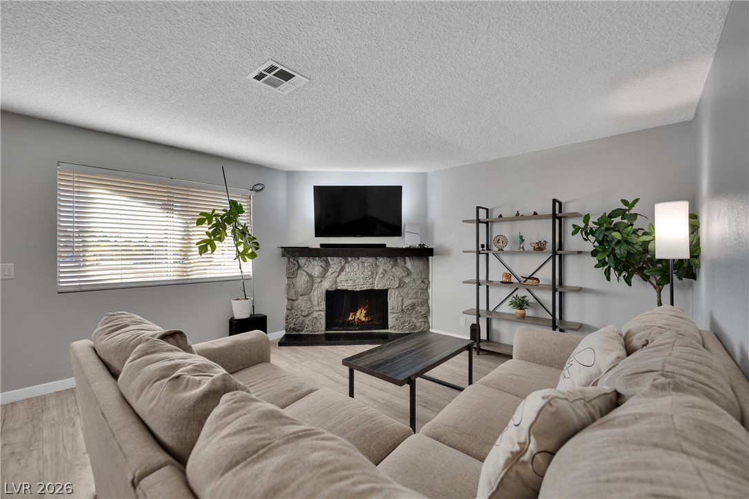 Photo 8 of 23, 7937 Diamond Rock Way #202
