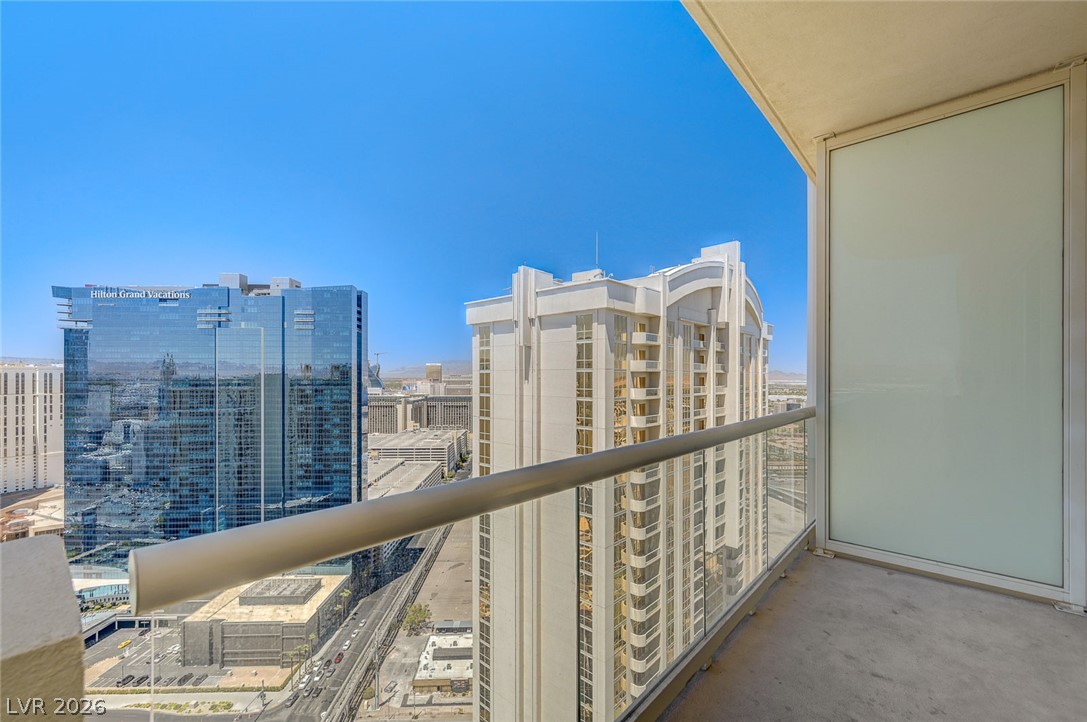 Photo 23 of 42, 135 E Harmon Avenue #3605