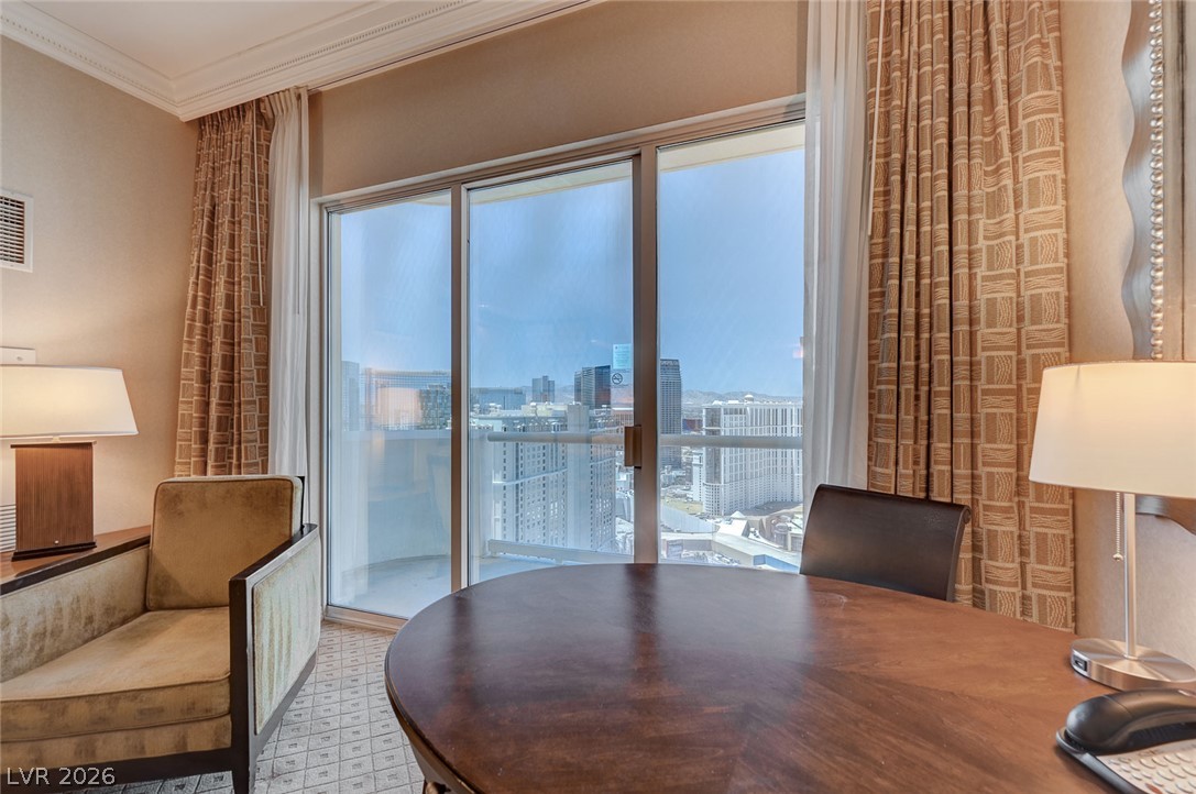 Photo 14 of 42, 135 E Harmon Avenue #3605