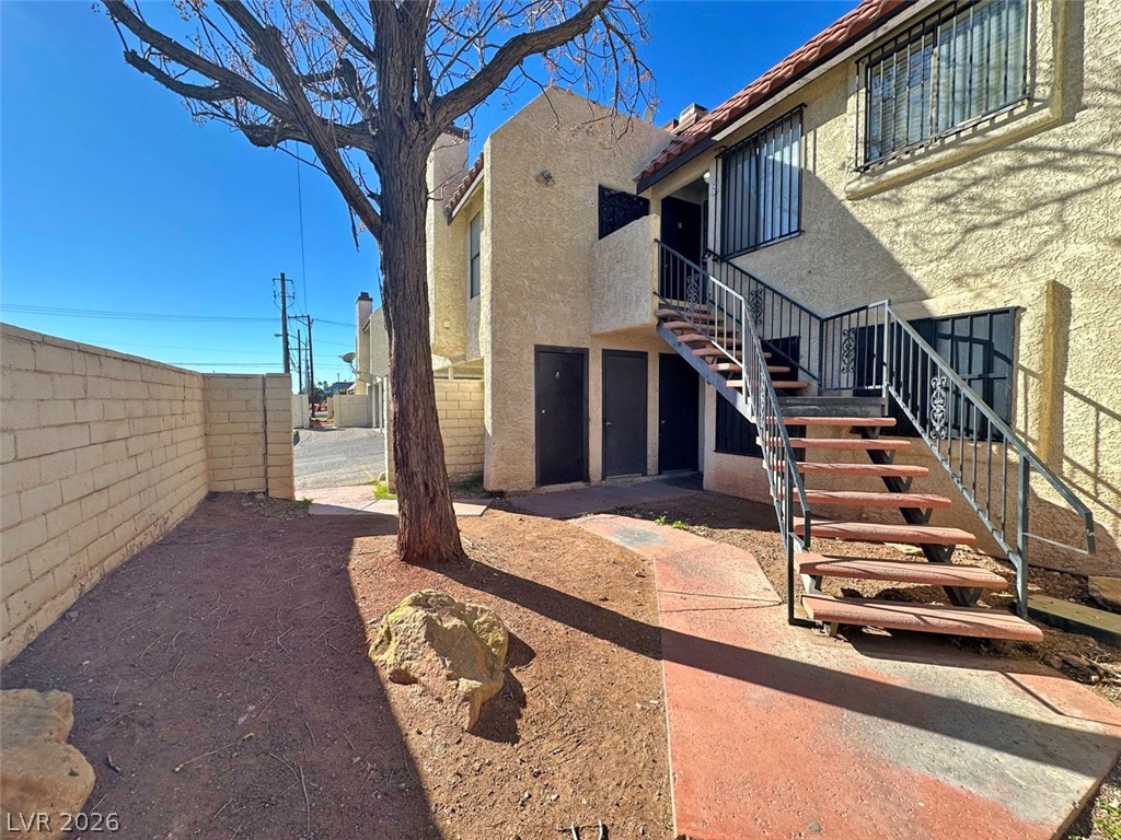 Photo 3 of 2205 Sun Avenue #C