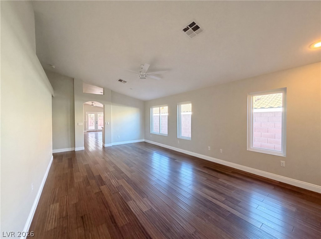 Photo 6 of 35, 8032 Tailwind Avenue