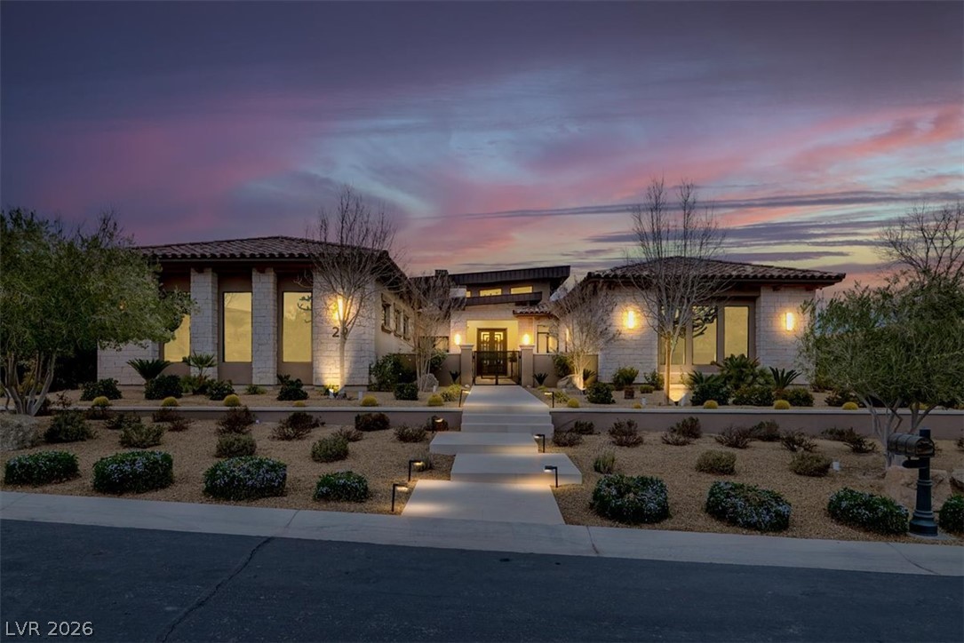 20 Pebble Hills Court, Las Vegas