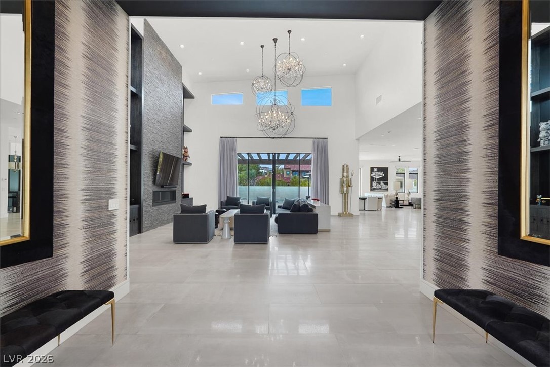 Photo 4 of 20 Pebble Hills Court
