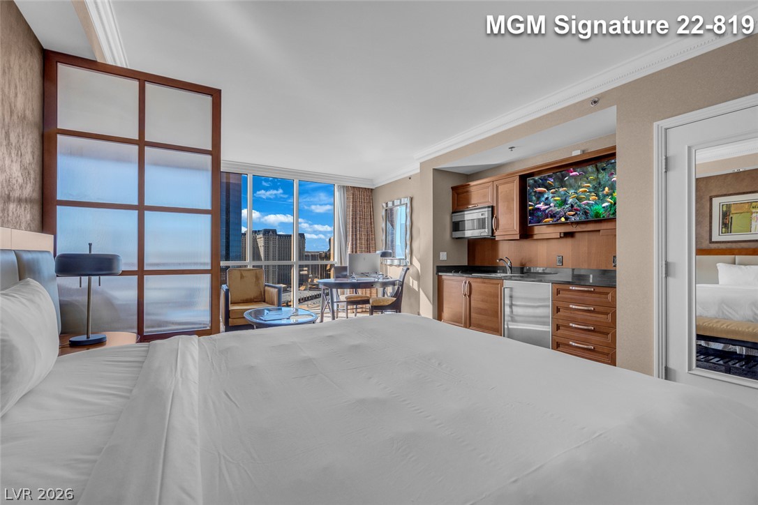 Photo 12 of 49, 125 E Harmon Avenue #2219